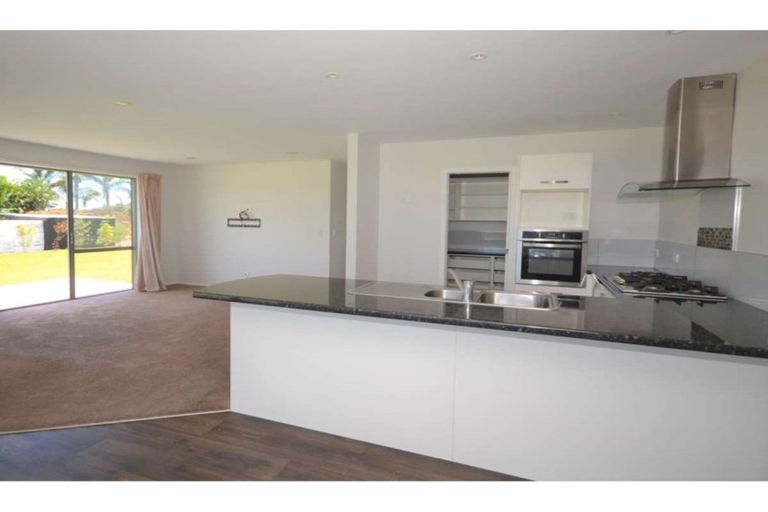 Photo of property in 4 Rarere Terrace, Kerikeri, 0230