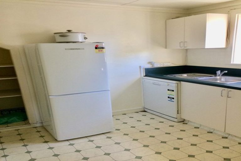 Photo of property in 21 Crawford Road, Kilbirnie, Wellington, 6022