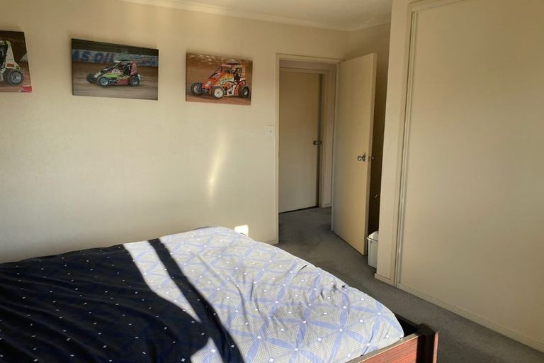 Photo of property in 144 Settlement Road, Papakura, 2110