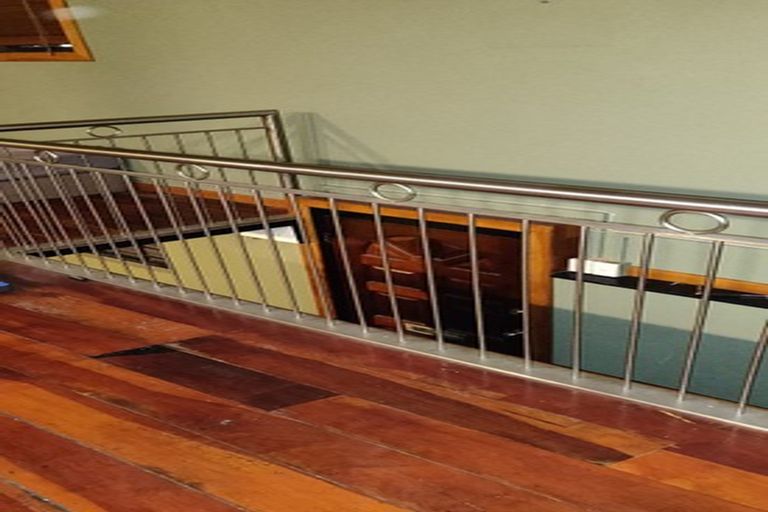 Photo of property in 91a Cook Street, Marfell, New Plymouth, 4310