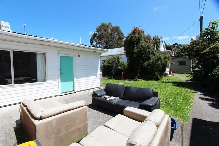 Photo of property in 120 Harbour Terrace, North Dunedin, Dunedin, 9016