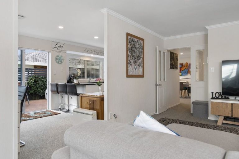 Photo of property in 6 Palm Court, Mount Maunganui, 3116