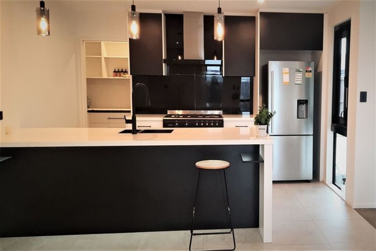 Photo of property in 38 Broadway Parade, Rolleston, 7615