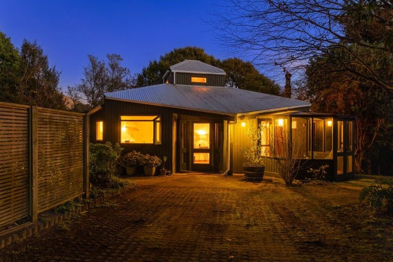 Photo of property in 60 Leinster Avenue, Raumati South, Paraparaumu, 5032