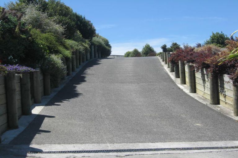 Photo of property in 22 Puketiro Drive, Feilding, 4702