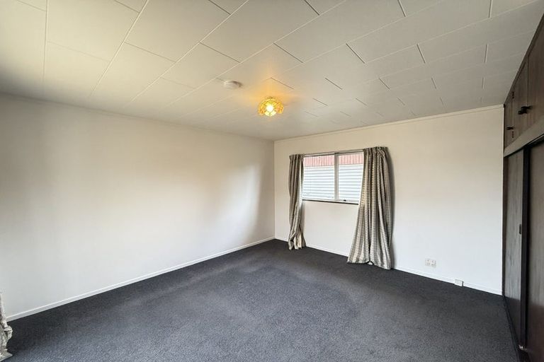 Photo of property in 6 Royal Park Drive, Parklands, Christchurch, 8083