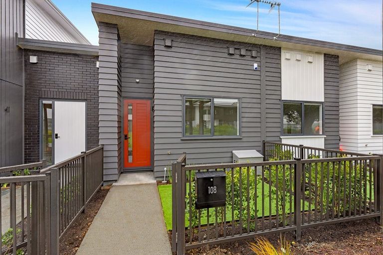 Photo of property in 108 Te Napi Drive, Takanini, Auckland, 2112