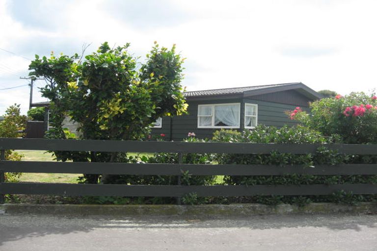Photo of property in 26 Mangahao Road, Pahiatua, 4910
