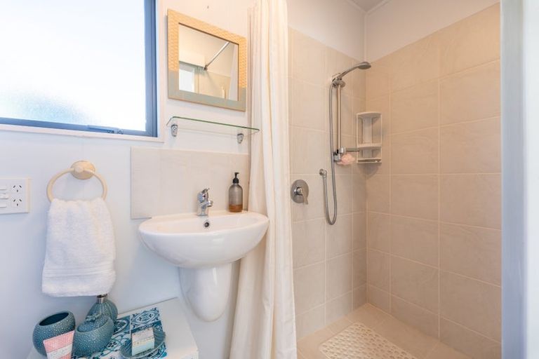 Photo of property in 28 Appleby Street, Hampden, 9410