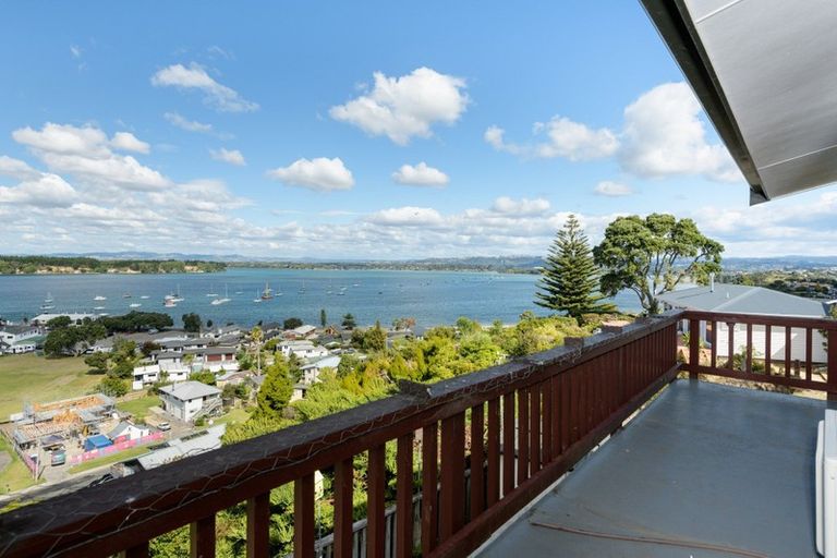 Photo of property in 87 Harbour View Road, Omokoroa, 3114