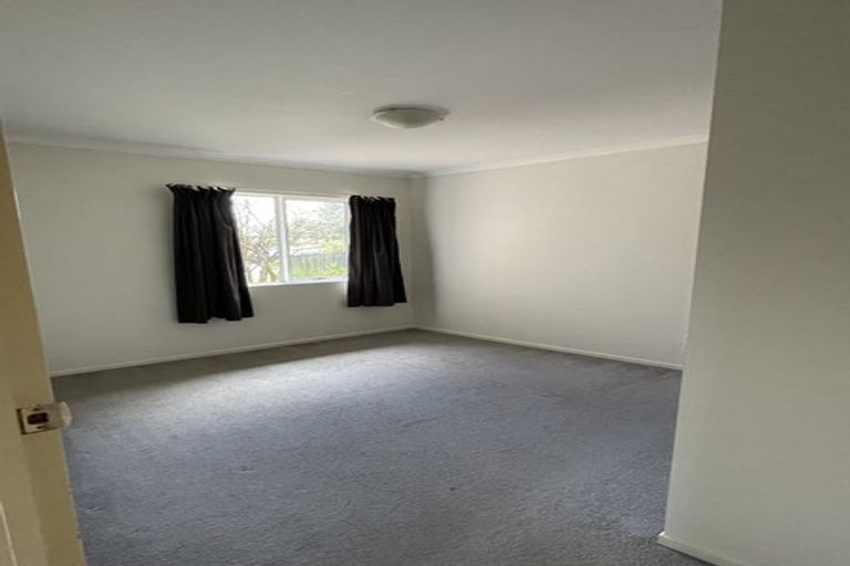 Photo of property in 24 Lili Chen Way, Mangere Bridge, Auckland, 2022