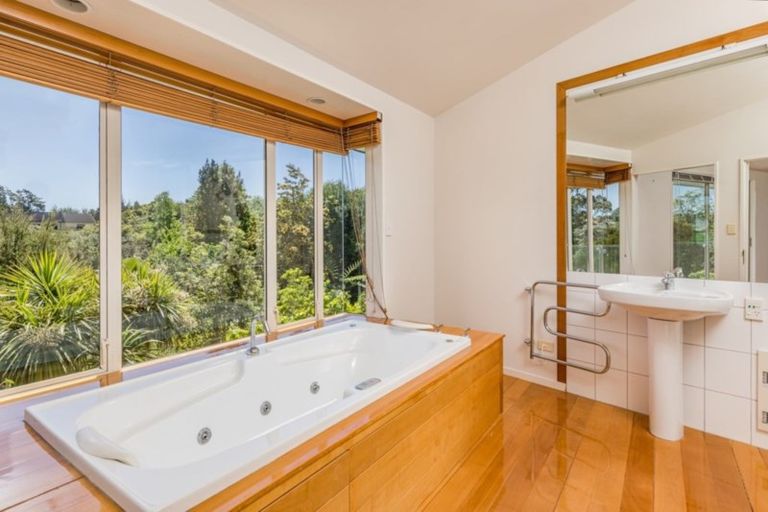 Photo of property in 180 Landing Road, Kerikeri, 0230