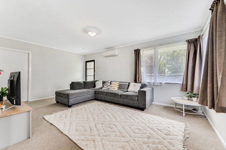 Photo of property in 9 English Street, St Andrews, Hamilton, 3200