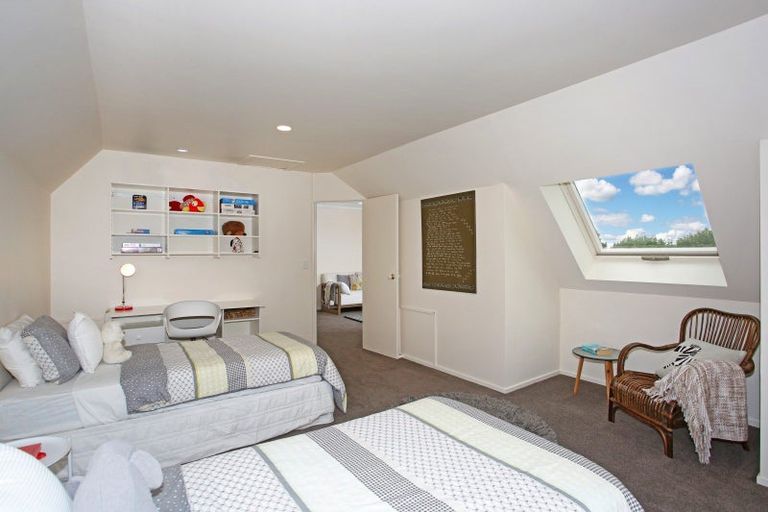 Photo of property in 225 Laing Road, Karaka, Papakura, 2580