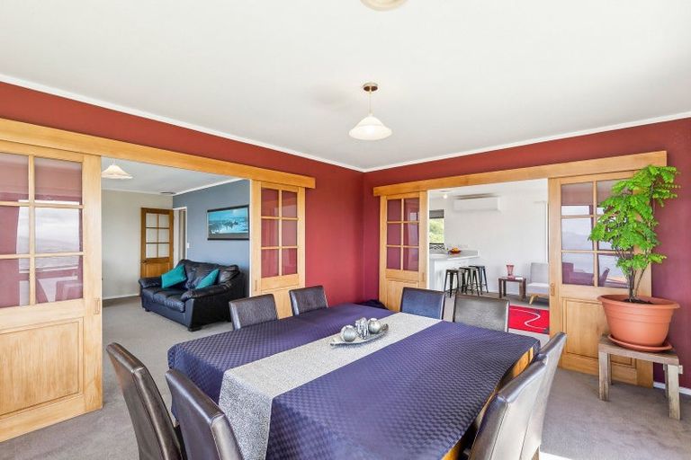 Photo of property in 2 Sirsi Terrace, Broadmeadows, Wellington, 6035