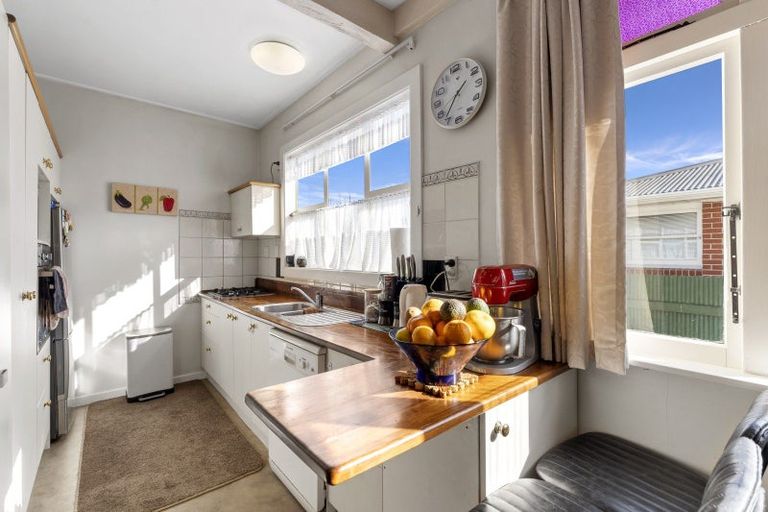 Photo of property in 29 Duke Street, Levin, 5510