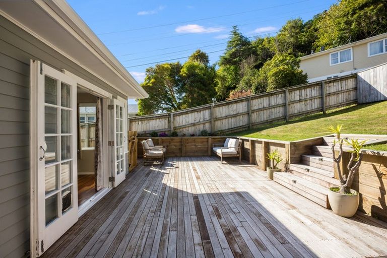 Photo of property in 71 Petrie Street, Wainuiomata, Lower Hutt, 5014