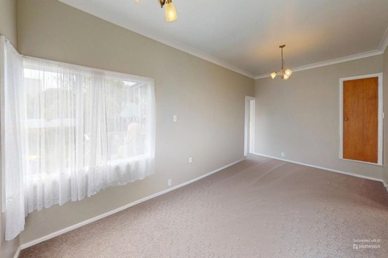 Photo of property in 24 Read Street, Levin, 5510