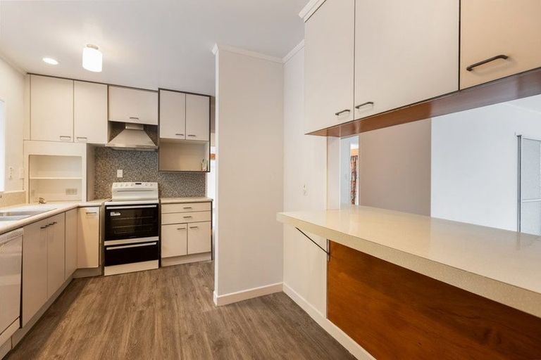 Photo of property in 14 Glen Alton Avenue, Paparangi, Wellington, 6037