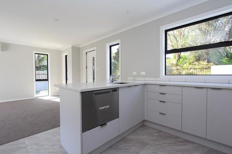 Photo of property in 2/13 Clarkin Road, Chartwell, Hamilton, 3210