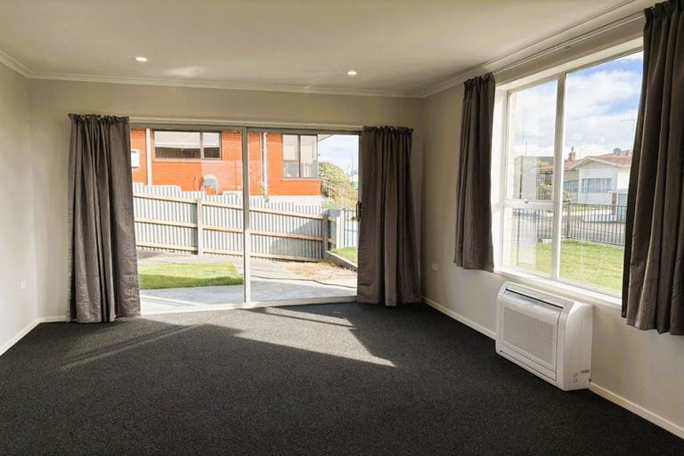 Photo of property in 1/2 Hunt Street, Seaview, Timaru, 7910