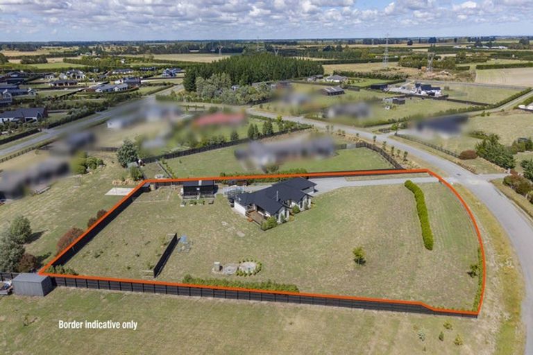 Photo of property in 14 Braeburn Crescent, Swannanoa, Kaiapoi, 7692