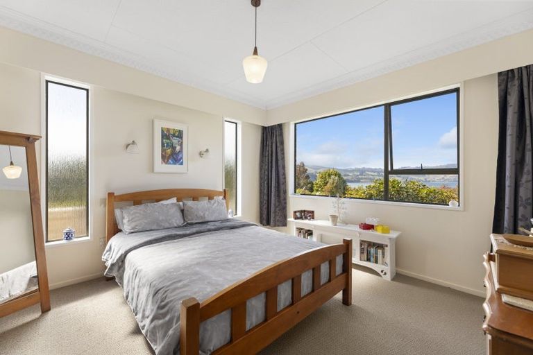 Photo of property in 33 Blanket Bay Road, Sawyers Bay, Port Chalmers, 9023