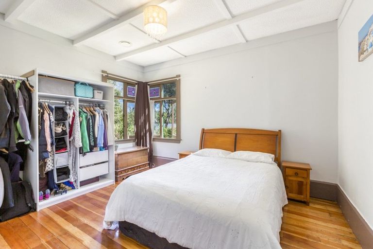 Photo of property in 2/22 Clayburn Road, Glen Eden, Auckland, 0602