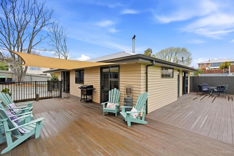 Photo of property in 2/32a Archer Street, Parkside, Timaru, 7910