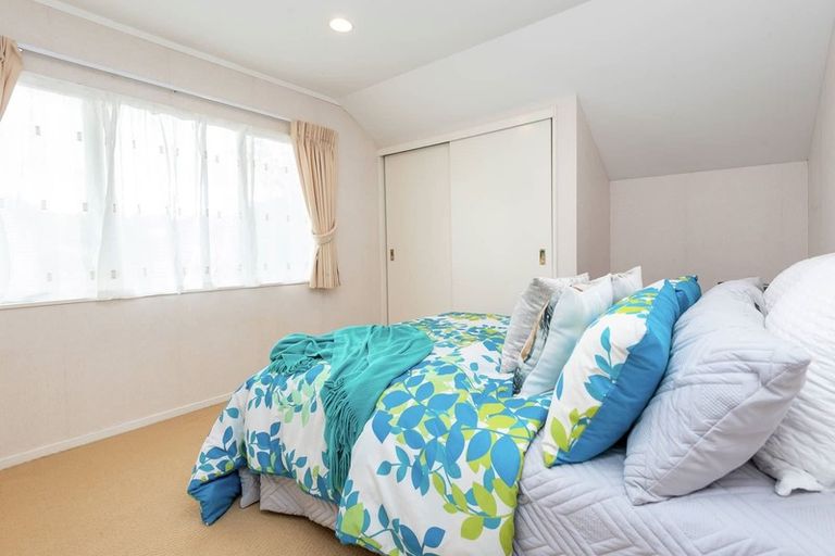 Photo of property in 2/16c Edendale Road, Somerville, Auckland, 2014