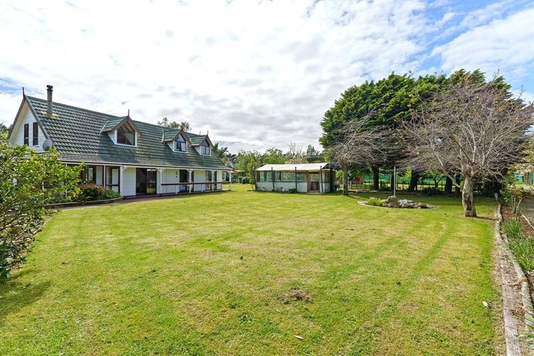 Photo of property in 44 Te Horo Beach Road, Te Horo, Otaki, 5581