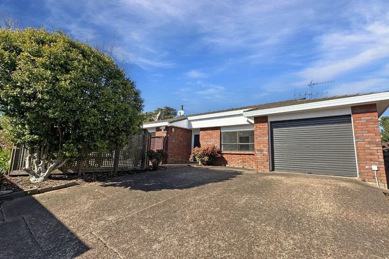 Photo of property in 238a Bucklands Beach Road, Bucklands Beach, Auckland, 2012