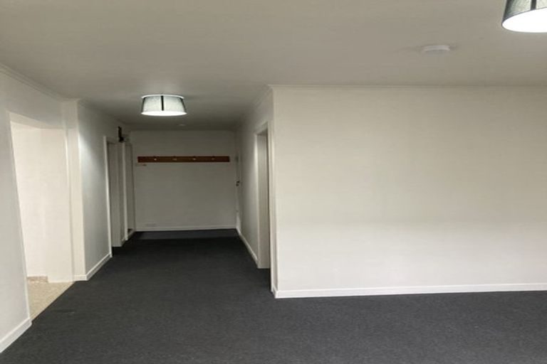 Photo of property in 1 Baring Street, Oriental Bay, Wellington, 6011