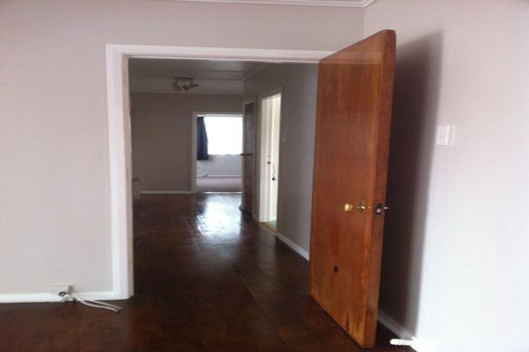 Photo of property in 1275 High Street, Taita, Lower Hutt, 5011