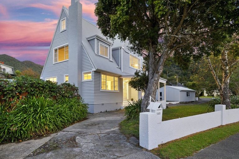 Photo of property in 117 Horoeka Street, Stokes Valley, Lower Hutt, 5019