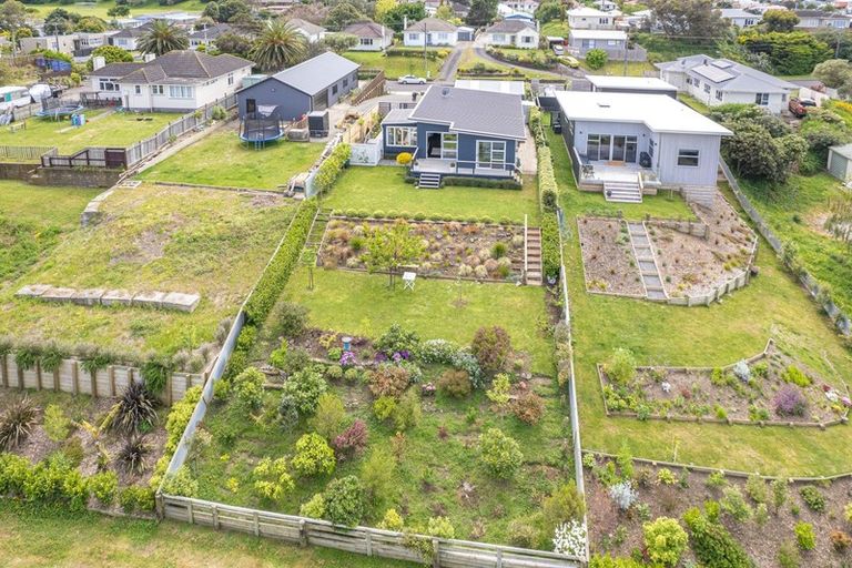 Photo of property in 5 Toi Street, Tawhero, Whanganui, 4501