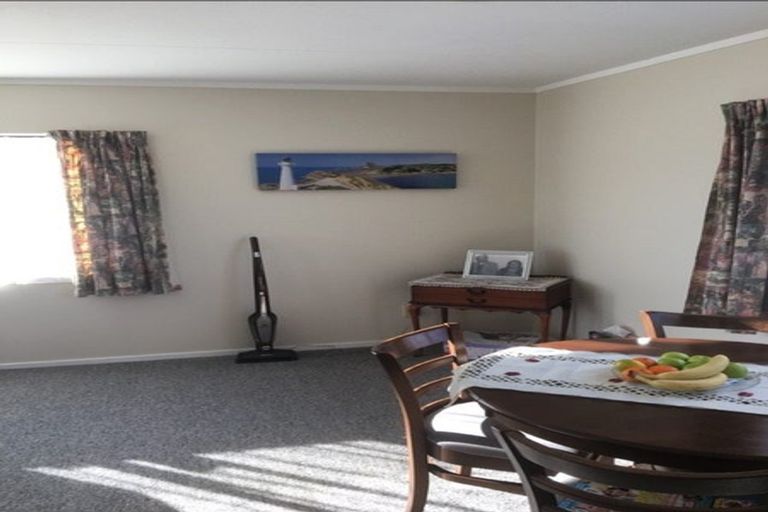 Photo of property in 9 Jenks Street, Foxton, 4814