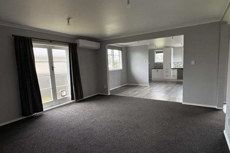 Photo of property in 233 Balmoral Drive, Tokoroa, 3420