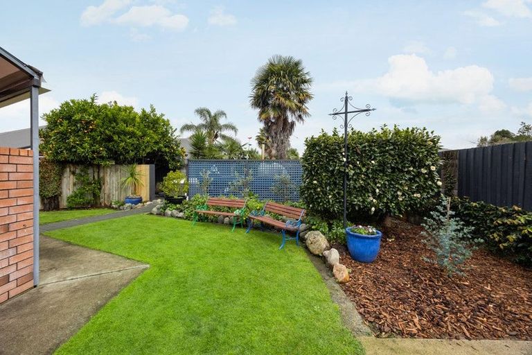 Photo of property in 2 Pascal Place, Flagstaff, Hamilton, 3210