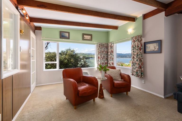 Photo of property in 15 Bayview Road, Paremata, Porirua, 5024
