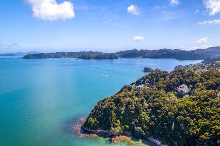 Photo of property in 37 Gilbert Mair Rise, Russell, 0272