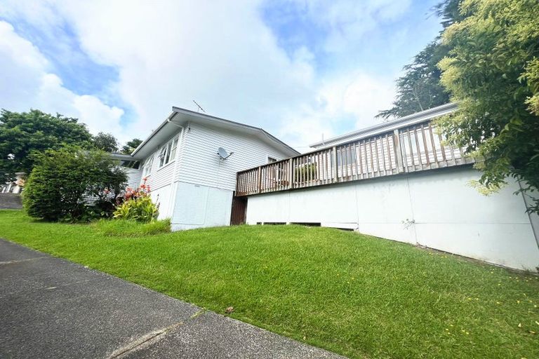 Photo of property in 63 Peach Road, Glenfield, Auckland, 0629