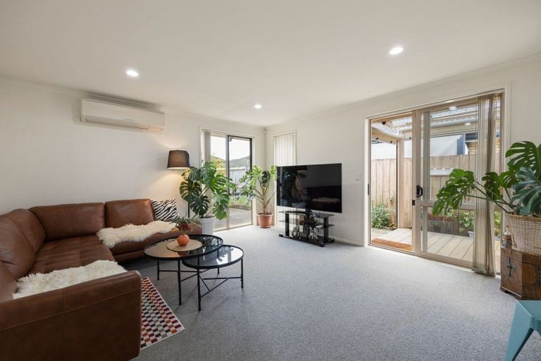 Photo of property in 6 Saint Johns Avenue, Hamilton East, Hamilton, 3216