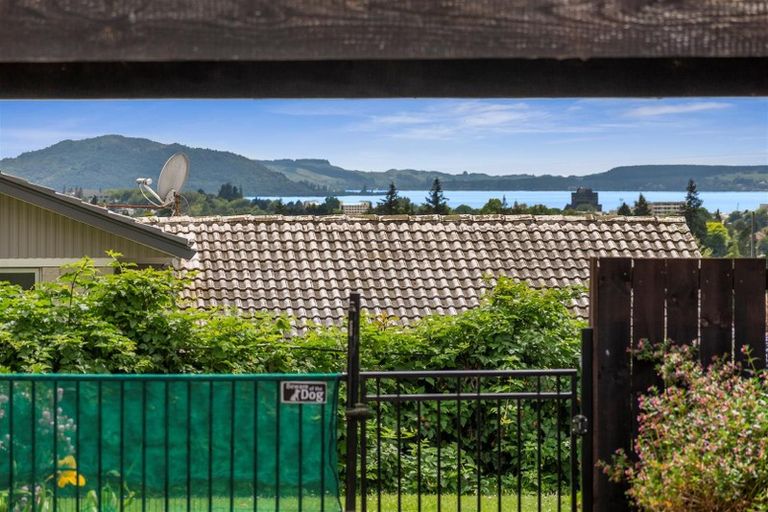 Photo of property in 70 Utuhina Road, Springfield, Rotorua, 3015