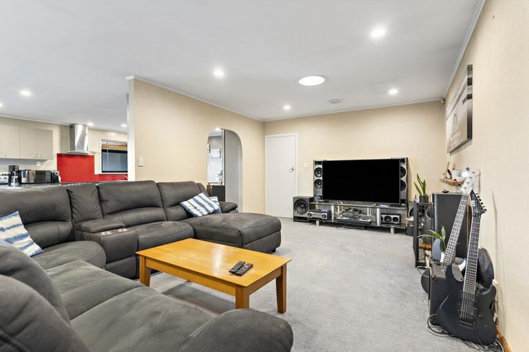 Photo of property in 2 Vivian Street, Solway, Masterton, 5810