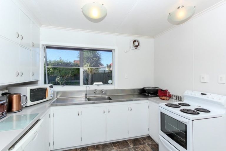 Photo of property in 6 Mouatt Street, Waitara, 4320