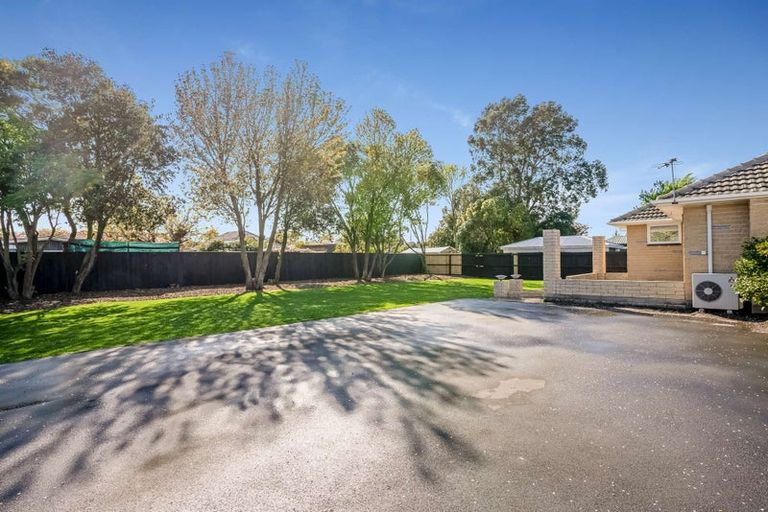 Photo of property in 10 Bellina Place, Broomfield, Christchurch, 8042