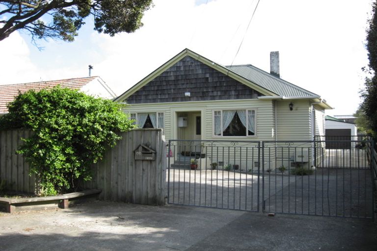 Photo of property in 63 Bell Road, Waiwhetu, Lower Hutt, 5010