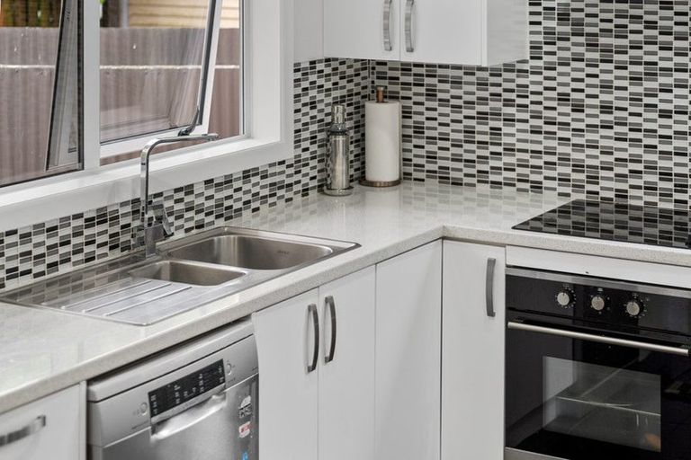 Photo of property in 38 Peachgrove Road, Hamilton East, Hamilton, 3216