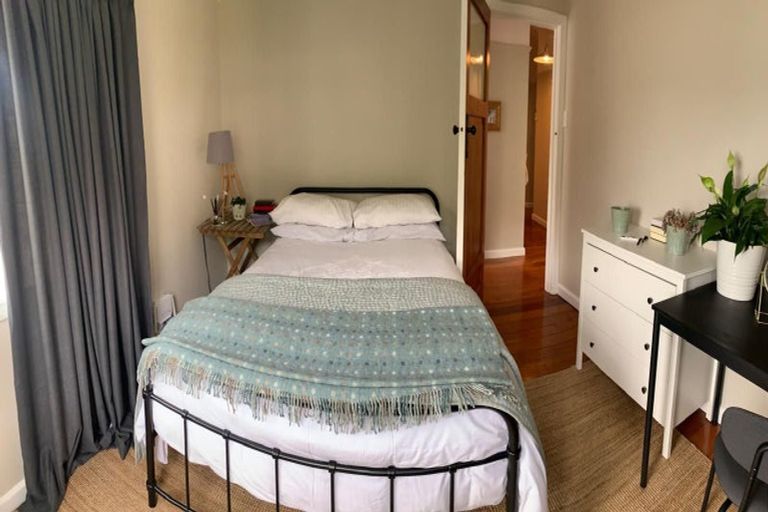 Photo of property in 16a Carlton Gore Road, Roseneath, Wellington, 6011